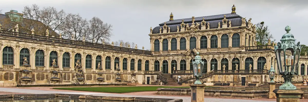 Fontänen im Zwinger