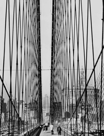 Schwarz-weiße Fotografie der Brooklyn Bridge