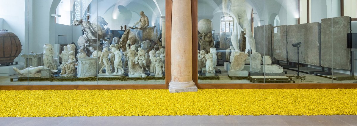 Ausstellungsansicht "STILL ALIVE. Werke aus der Schenkung Sammlung Hoffmann", März 2021
