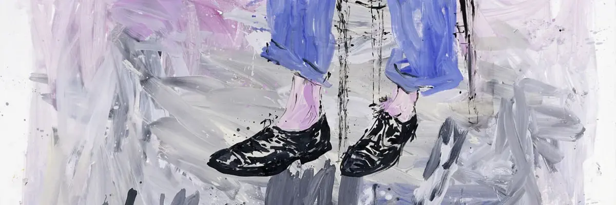 umgedrehte Bäume unter Beinen und Füßen