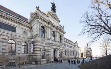 Gebäude des Albertinum von außen