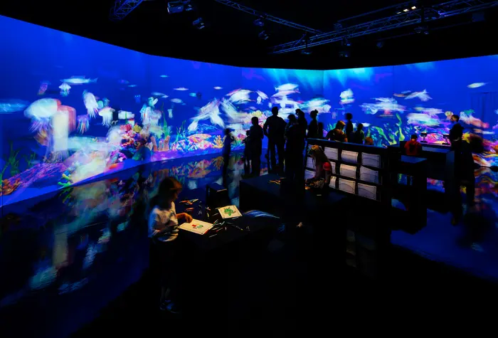 museum eroeffnung vernisage kinder biennale kunst