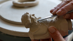 Die Restaurierung der Elementvasen in der Porzellanmanufaktur Meissen